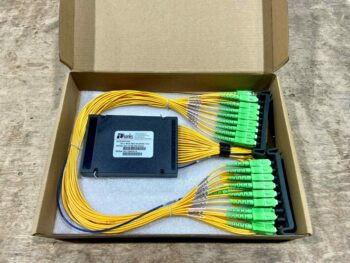 CHARLES IND. 1X32 SPLITTER, SCA, YELLOW 2MM BLUE INPUT PT