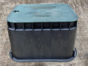 CHARLES IND 14X19X12D BLK BASE W GRN OVER LAP CVR HEX BOLT