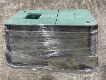 CHARLES IND 17X30X18 VAULT ASSEMBLY POLY, SPLIT CVR,W CUT