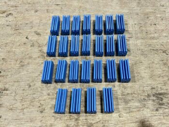 LITE GRIP 6-HOLE RETENTION SLEEVE BLUE (25/PK)