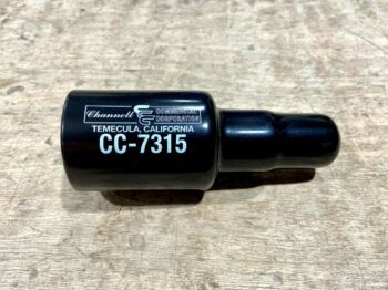 CHANNELL CONDUIT END COVER. 1 1/2" BLACK. 100 PER BOX.