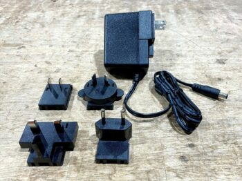 TEMPO SIDEKICK POWER SUPPLY. ACDC 12V 300W CE 2.1MM