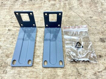 JUNIPER RACK MOUNT KIT FOR EX2200-C