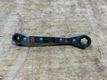 KLEIN OFFSET 3/8  -  7/16 WRENCH