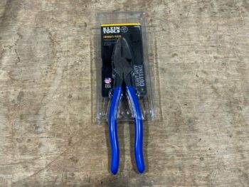 KLEIN 9" HEAVY DUTY CUTTING LINESMAN PLIERS