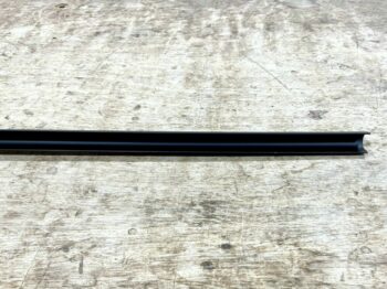 1/2"X8', 50V R-PVC GROUND WIRE MOULDING GUARD - BK  125/BX