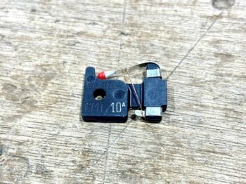 GMT FUSES 10 AMP (100 PER PACK)